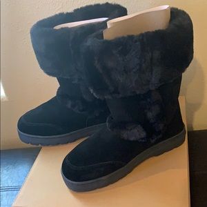 Black Style & Co boots.